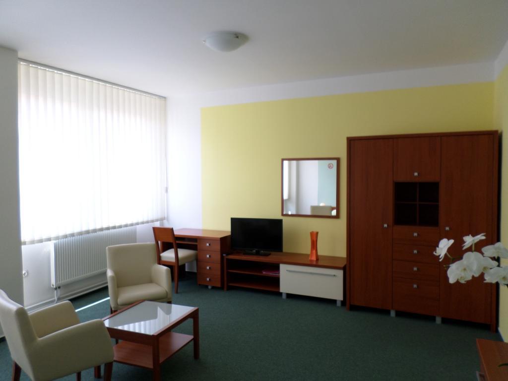 Hotel Steiger Крнов Экстерьер фото