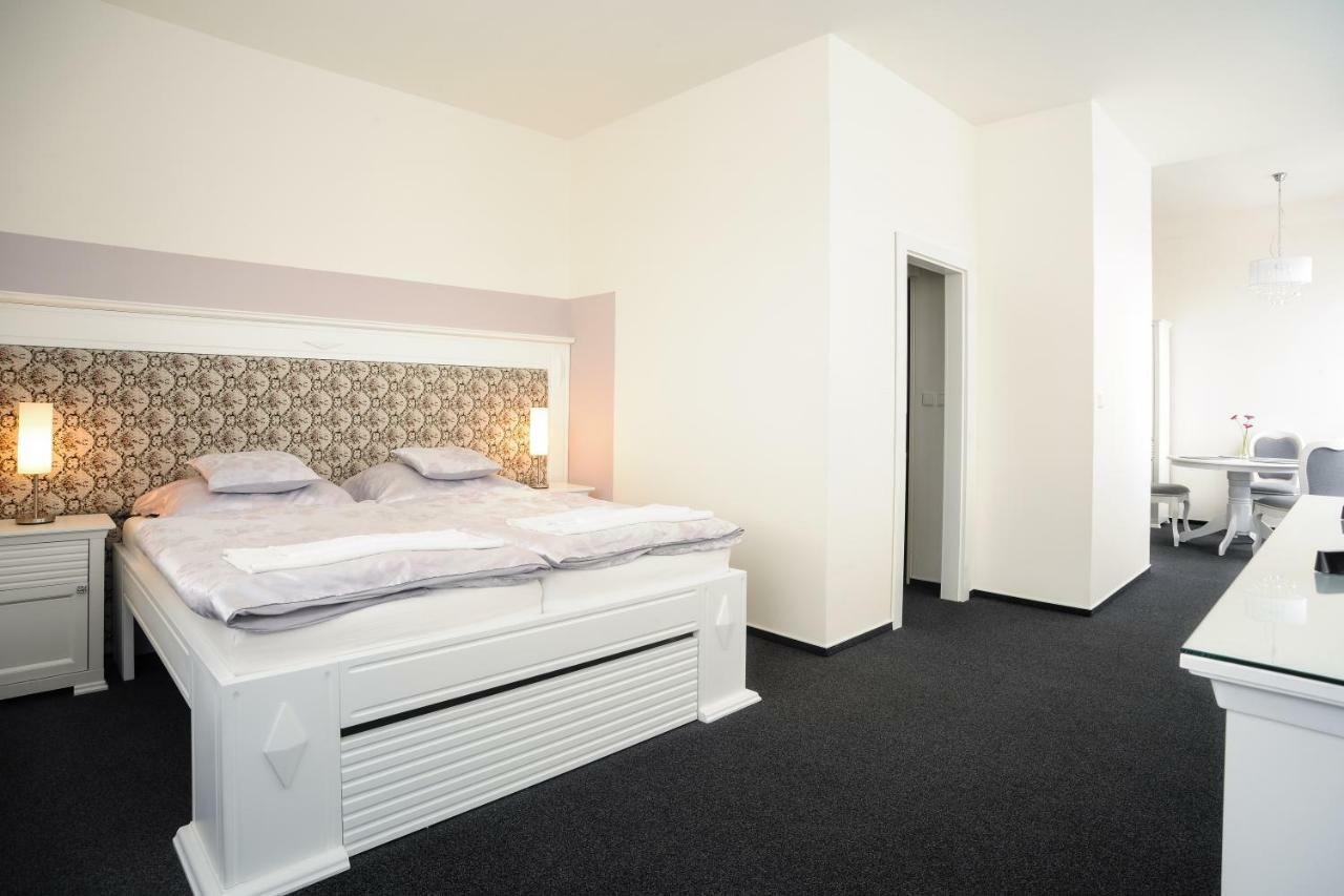 Hotel Steiger Крнов Экстерьер фото